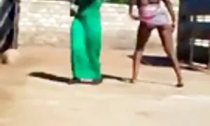 अफ्रीकी लड़कियो सब अ ...